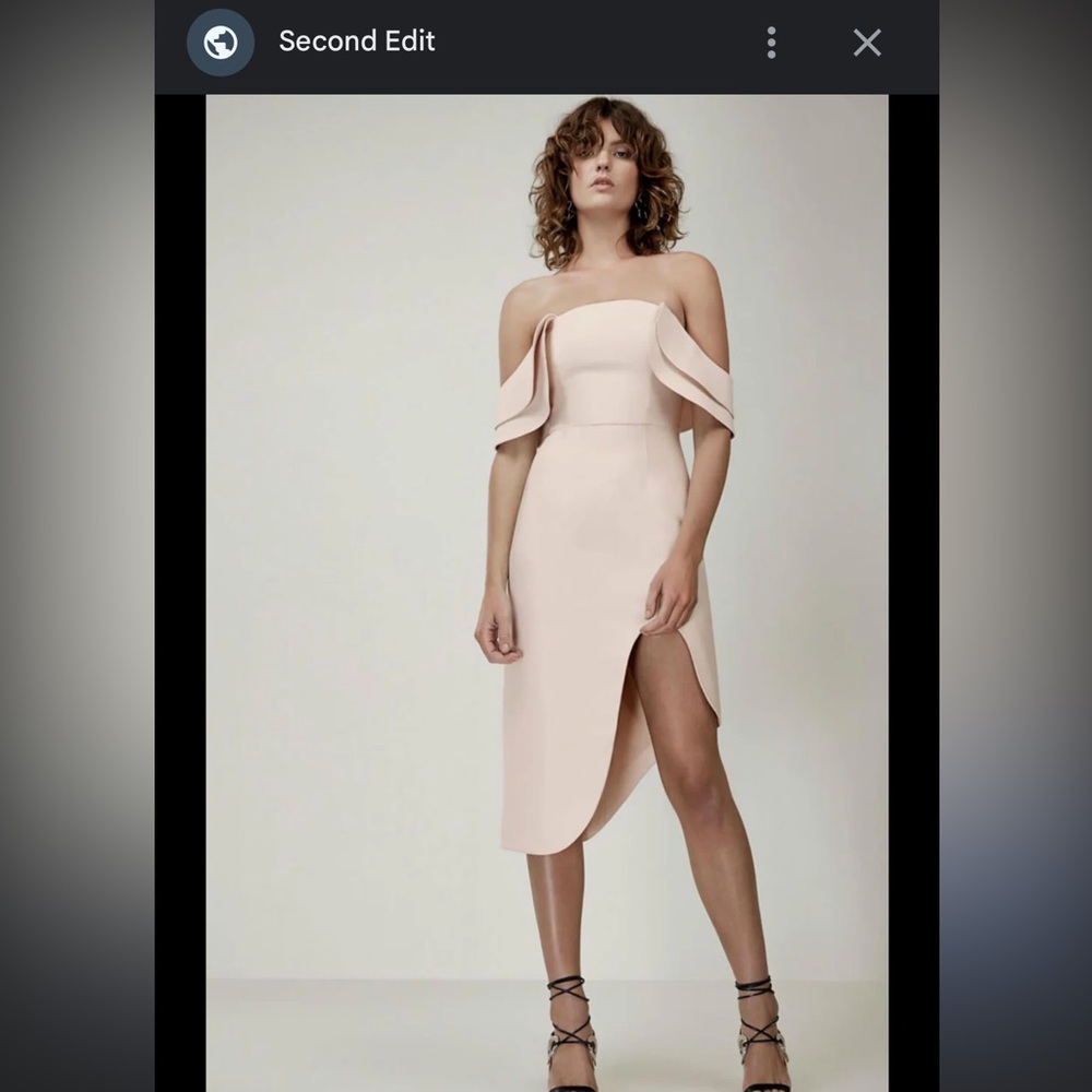 C/meo first impression Off-Shoulder midi Dress